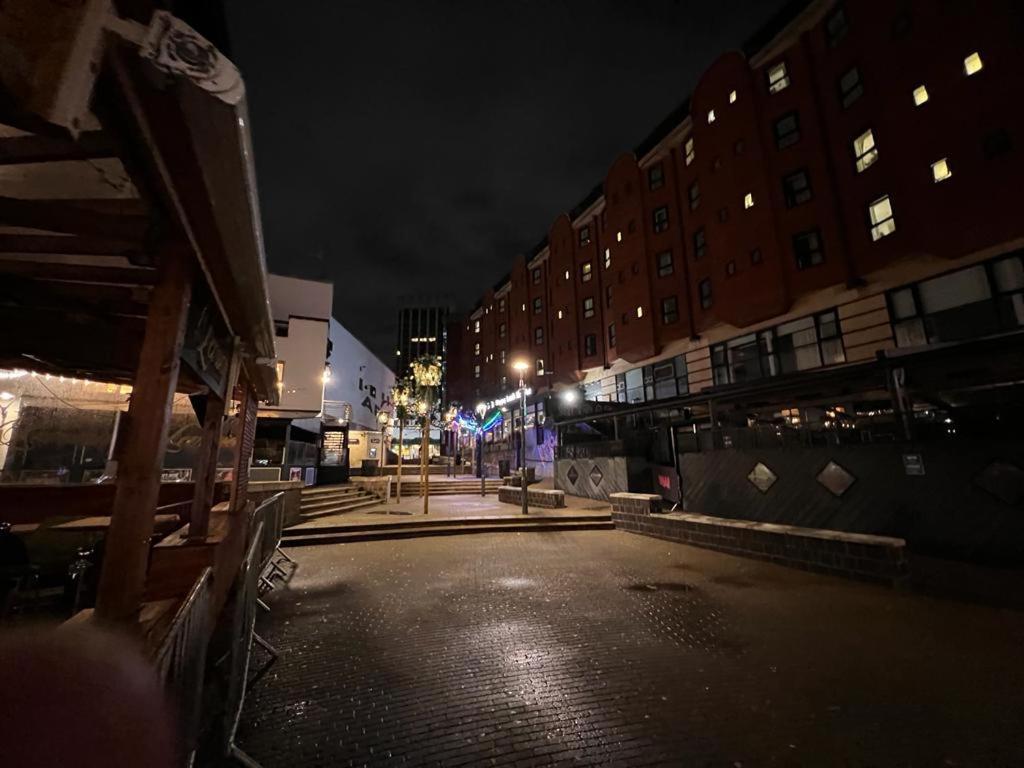 Celaka Birmingham Central Apartment, Free Indoor Parking Bagian luar foto