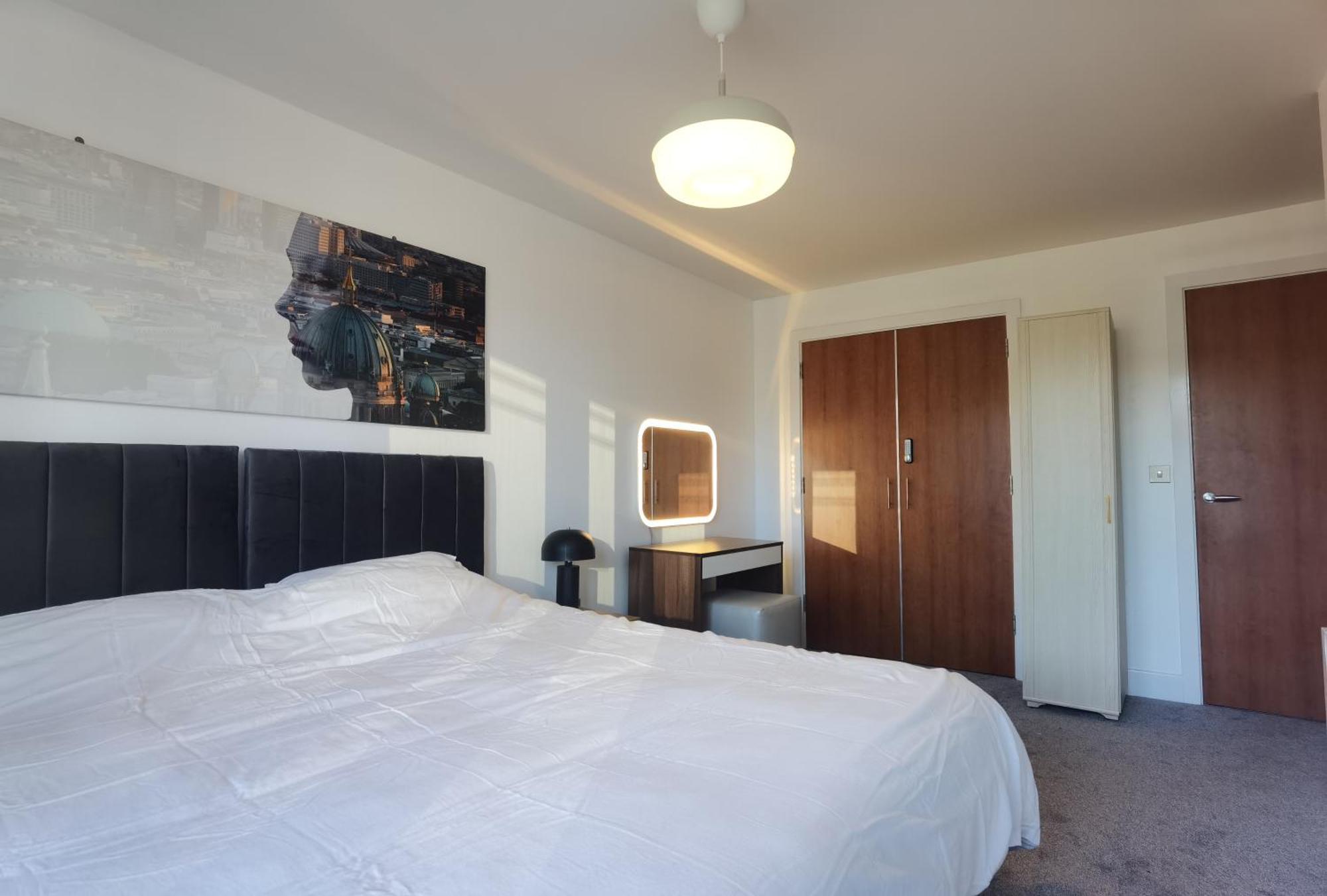 Celaka Birmingham Central Apartment, Free Indoor Parking Bagian luar foto