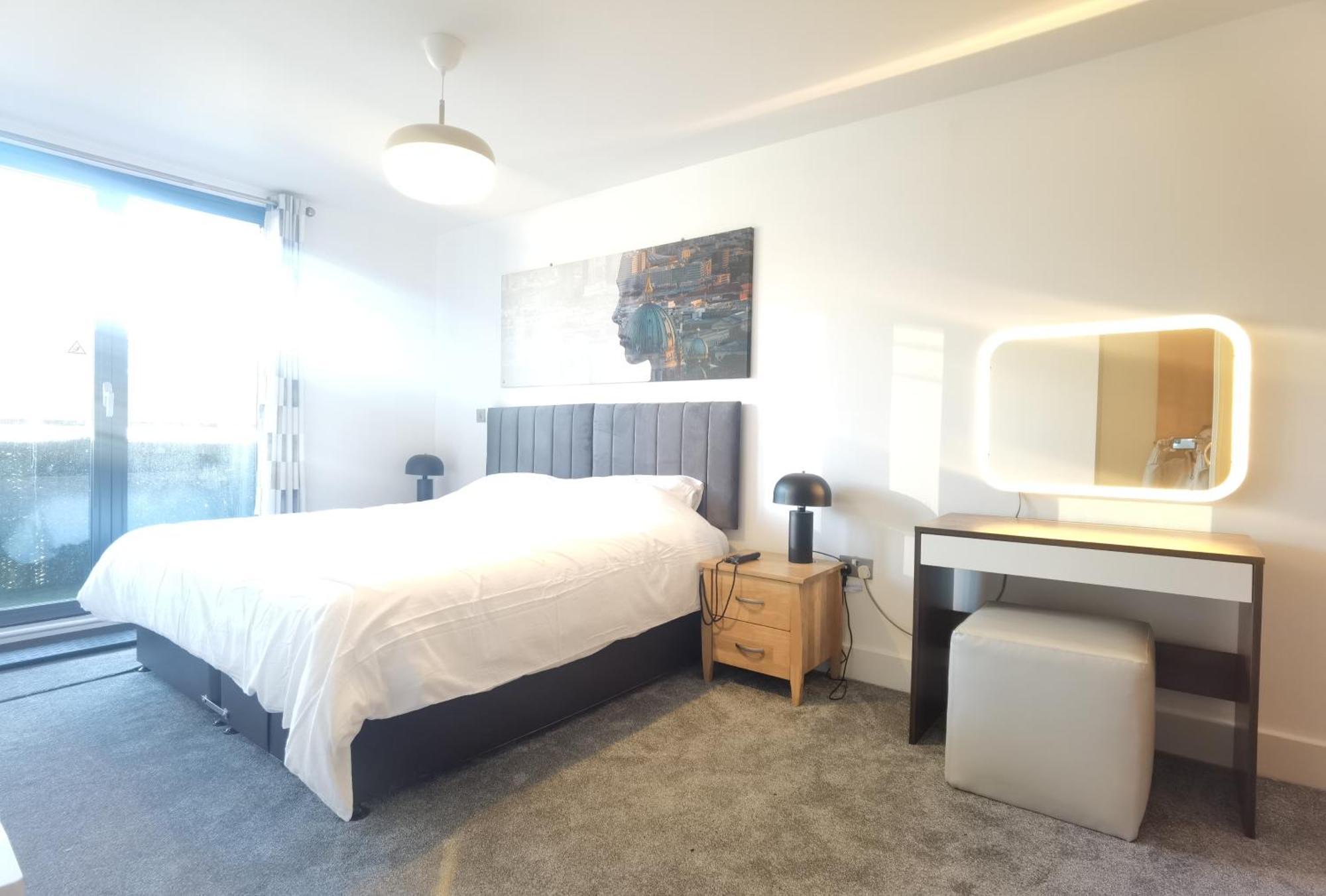 Celaka Birmingham Central Apartment, Free Indoor Parking Bagian luar foto